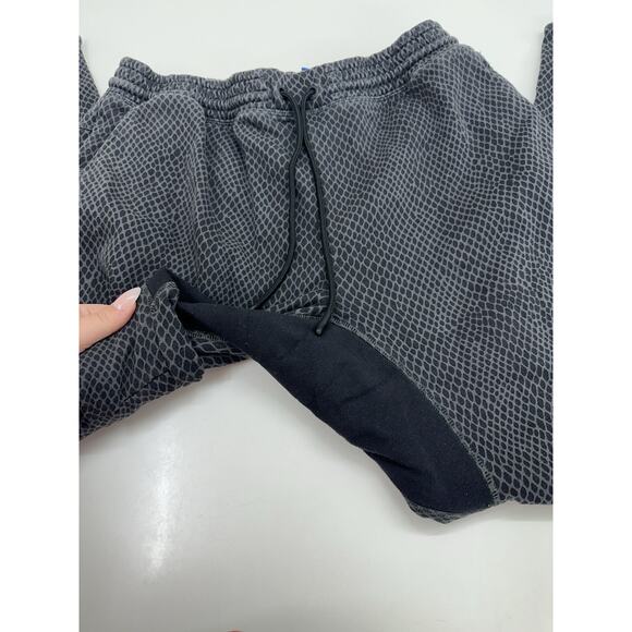 Adidas Mens Sweatpants Size Large Grey Black Elastic Waist Drawstring - Picture 4 of 13